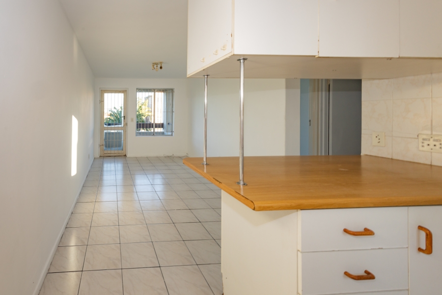 2 Bedroom Property for Sale in Churchill Estate Western Cape